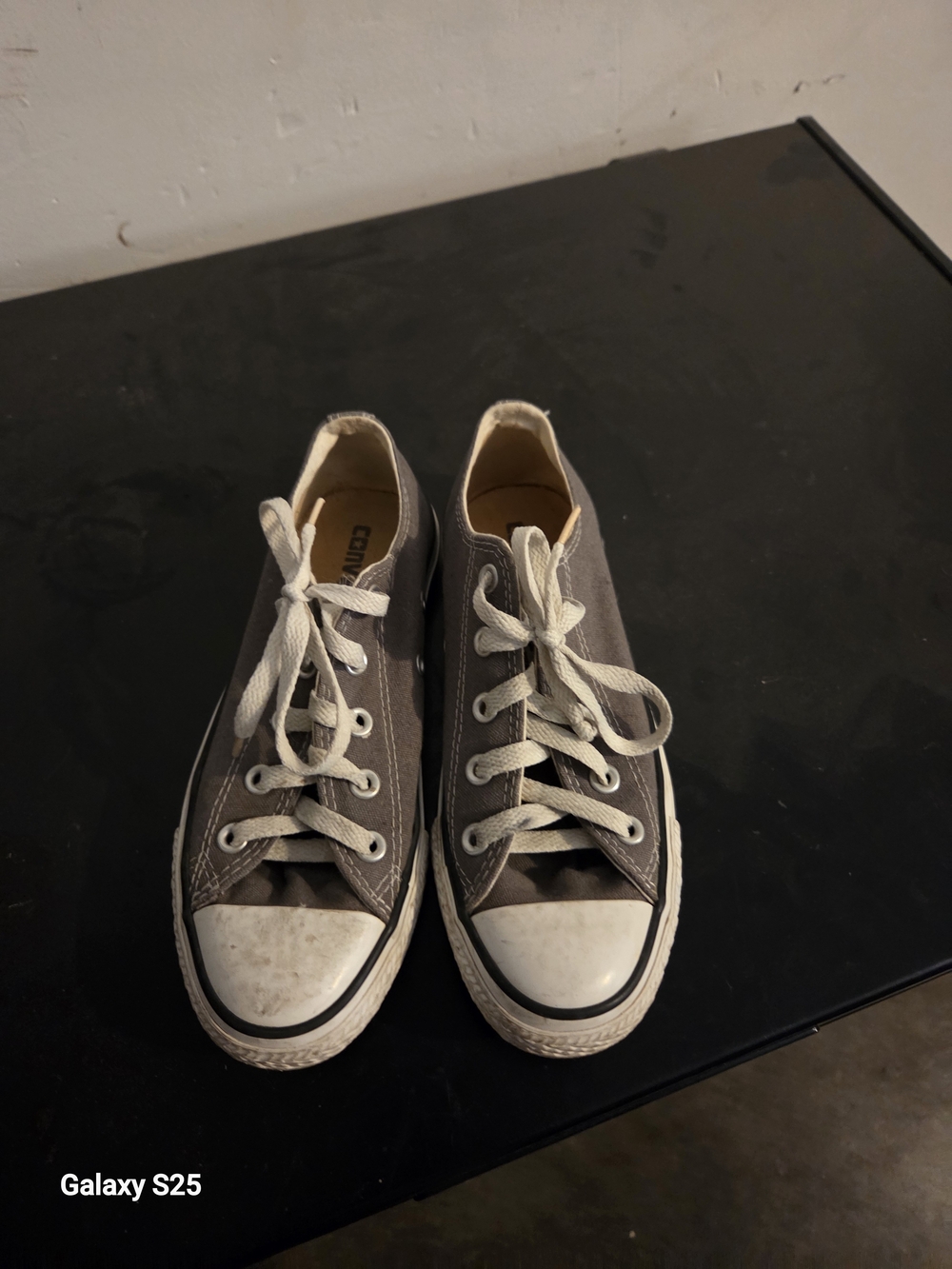 Classic Kids Canvas Low-Top Sneakers in Gray